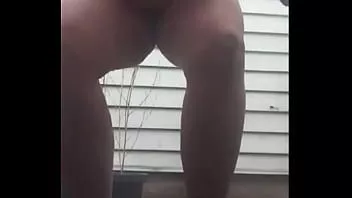 play Amateur teef masturbeert en squirt