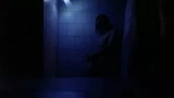 play هذا دانيال ألين سميث جونيور. ويريد صديقة