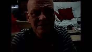 Abspielen Duk und David. duk bekommt muschi rasiert und geleckt plus finger im arsch