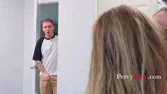 Jouer Des beaux-sœurs prises dans un gâchis lesbien avec MILF Stepmom