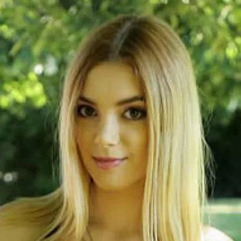 Pornoster Paola Hard