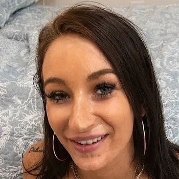 Actrita Alessia Luna